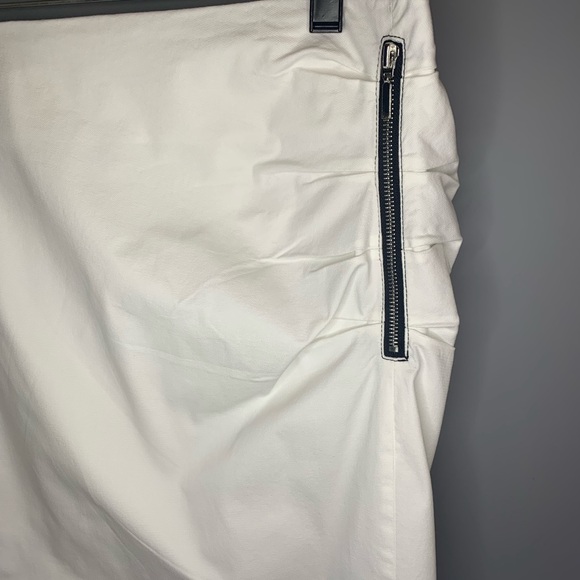 White Ruched Detail Skirt - Picture 2 of 5